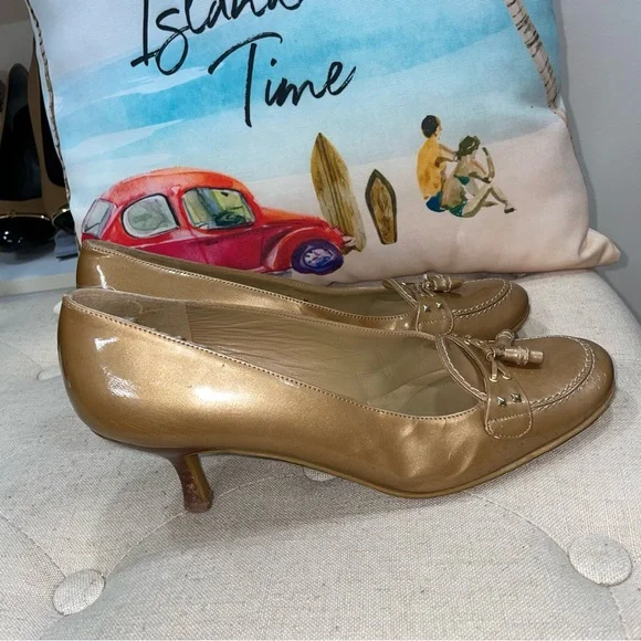 Stuart Weitzman moccasin pump Gold leather Heels Size 8W Women'S - Picture 6 of 10